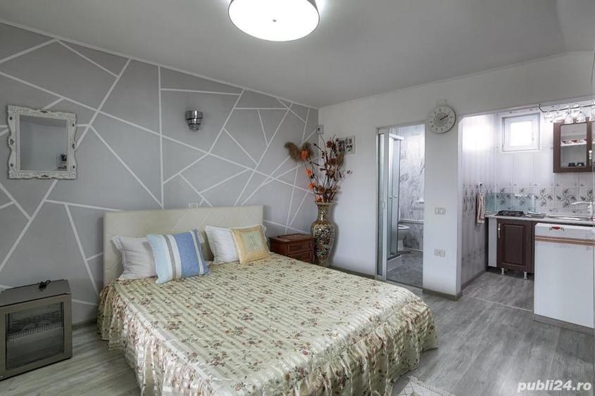 Casă cu 6 camere cu Teren 300 Mp în Eforie