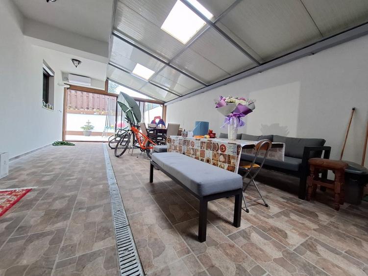 Apartament cu 3 camere decomandat în Valea Lupului