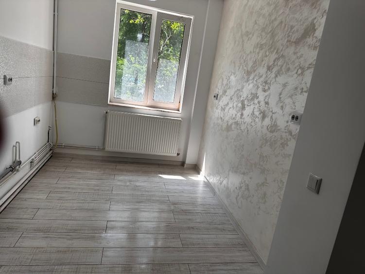 Apartament cu 2 camere semidecomandat în Ultracentral
