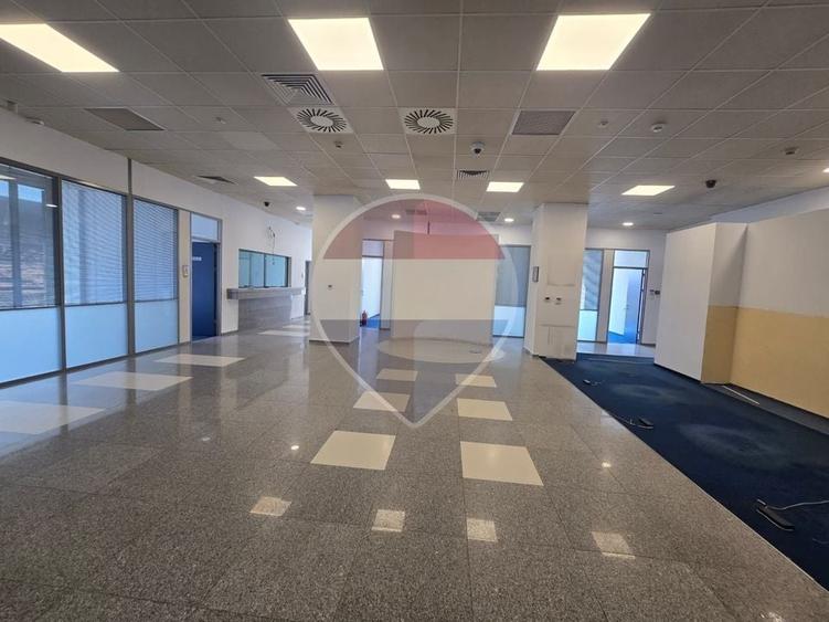 Birou, de 530 mp, în Ultracentral