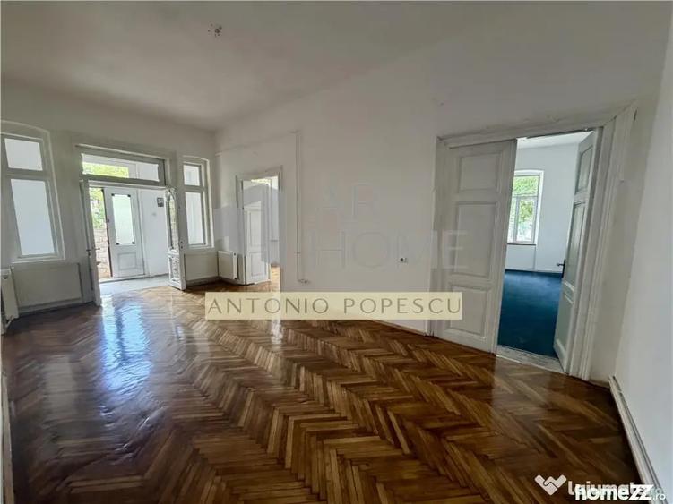 Casă cu 4 camere cu Teren 605 Mp în Central