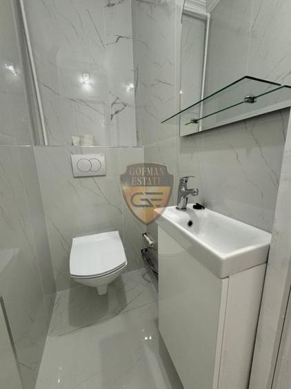 Apartament cu 4 camere decomandat, mobilat în Universitate