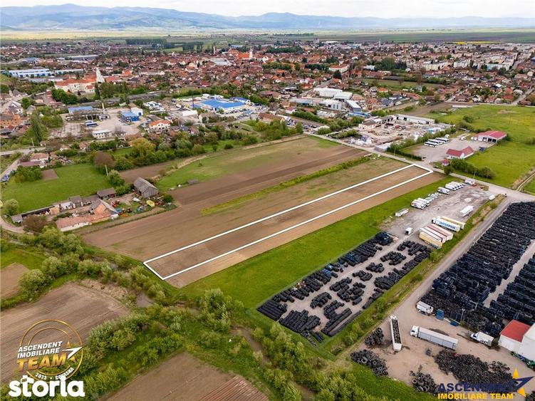 Teren de 5000 mp, în Central