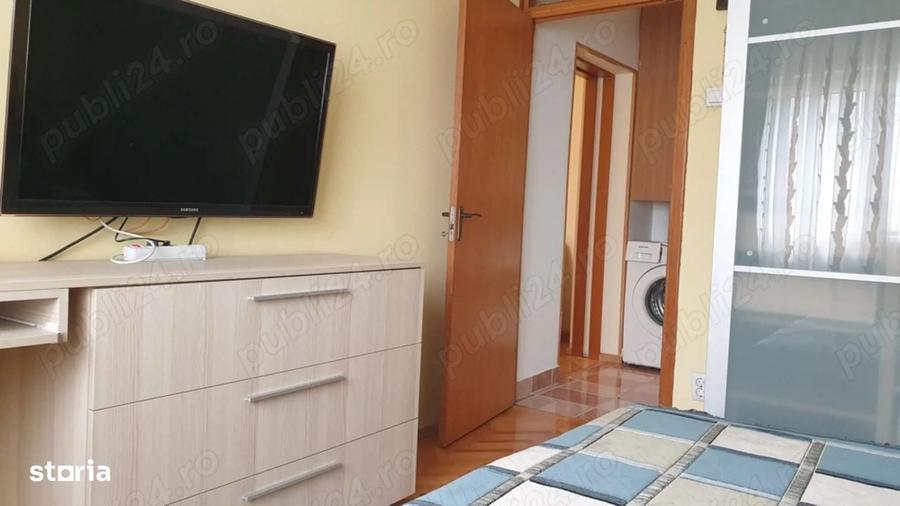Apartament cu 3 camere decomandat în Rahova