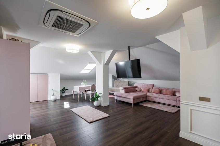Casă cu 6 camere cu Teren 660 Mp în Moșnița Nouă