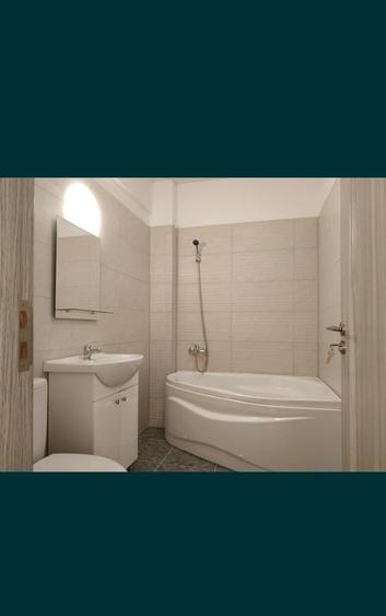 Uverturii, Polux Residence - 9
