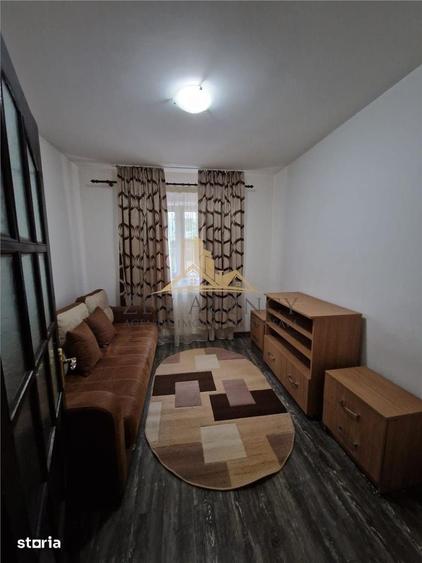Apartament 3 camere, decomandat - 4