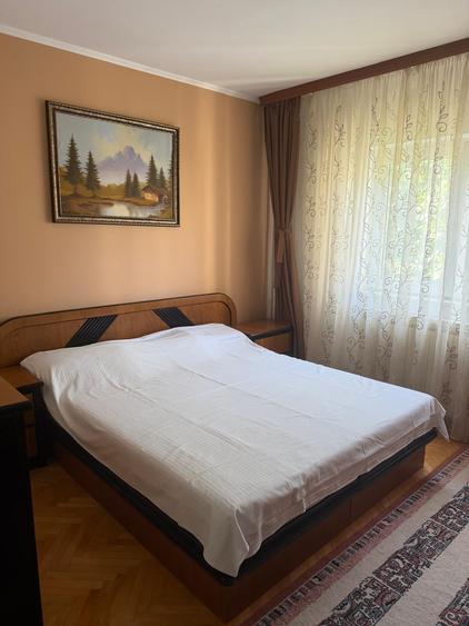 Apartament cu 2 camere decomandat în Capitol