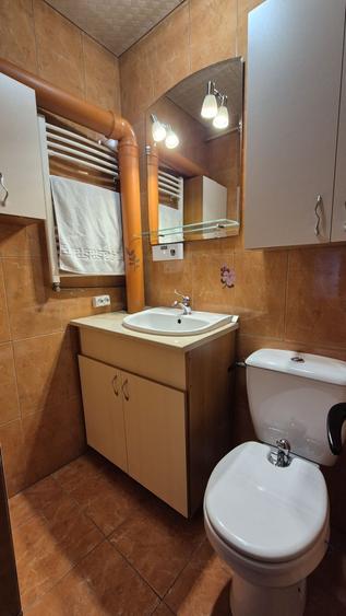 Apartament cu 4 camere decomandat în Zimbru