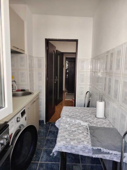 Garsonieră decomandată în Mihai Bravu