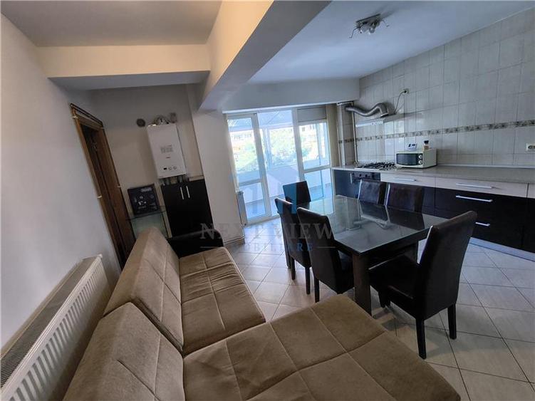 Apartament cu 4 camere decomandat în Mărăști