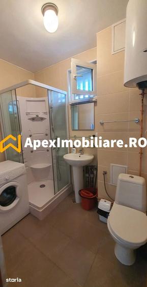Apartament cu 3 camere semidecomandat în Gara de Nord