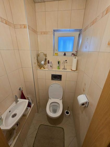 Apartament cu 3 camere decomandat în Micro 16