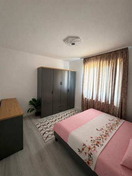 Apartament cu 2 camere decomandat în Fundeni