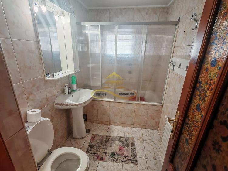 Apartament cu 2 camere decomandat, mobilat în Banca Națională