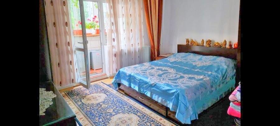 Apartament cu 3 camere decomandat, mobilat în Nerva Traian