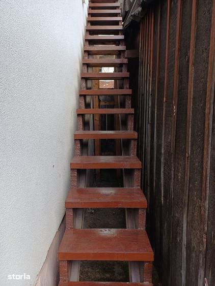 Casă cu 2 camere cu Teren 180 Mp în Central