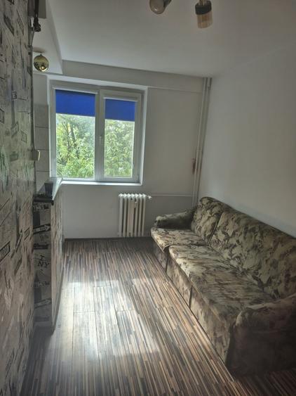 Apartament cu 2 camere semidecomandat în Brâncoveanu
