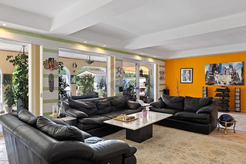 Casă cu 4 camere cu Teren 921 Mp în Subcetate