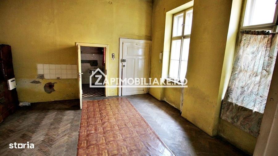Casă cu 3 camere în Mureșeni
