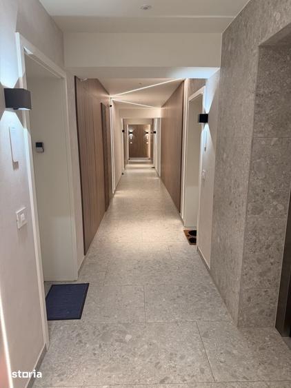 Apartament cu 2 camere decomandat, mobilat în Tractorul