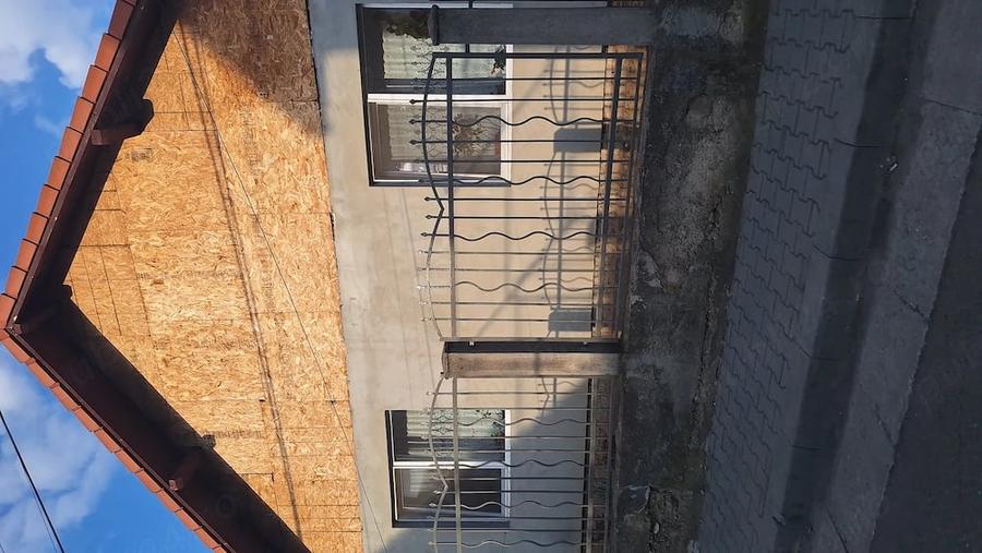 Casă cu 3 camere cu Teren 356 Mp în Central