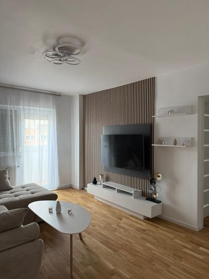 Apartament cu 2 camere semidecomandat în Drumul Carului