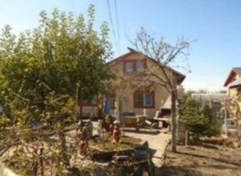 Cota 1/2 din casa si teren Podeni, jud. Arges - ID: R1983482 - 7