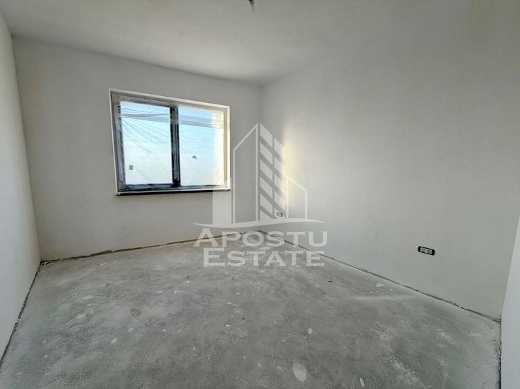 Apartament cu 2 camere semidecomandat în Giroc