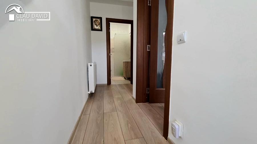 Casă individuală cu 3 camere cu Canalizare în Schei