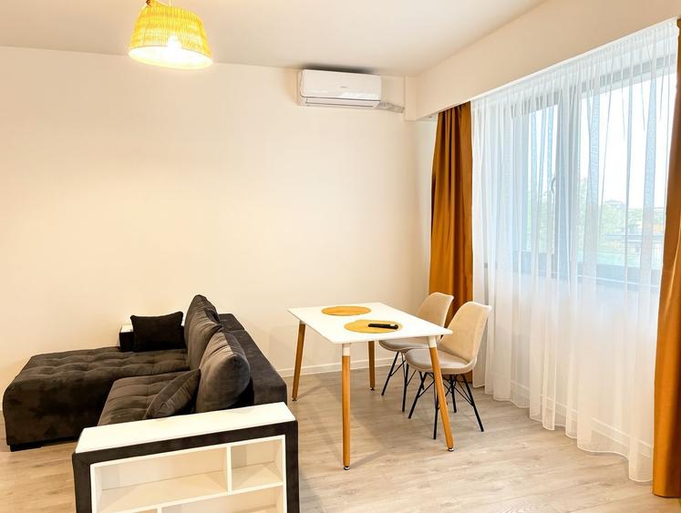 Apartament cu 2 camere decomandat, mobilat în Păcii