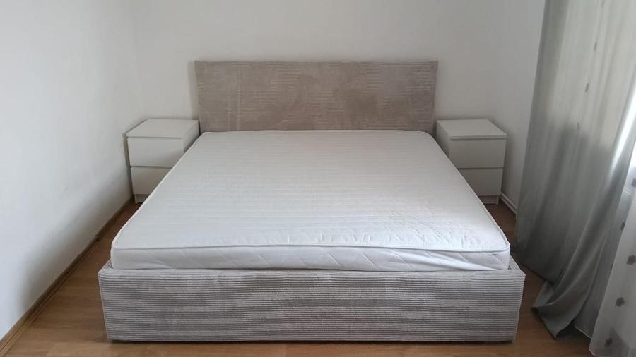 Apartament cu 2 camere decomandat în Precista