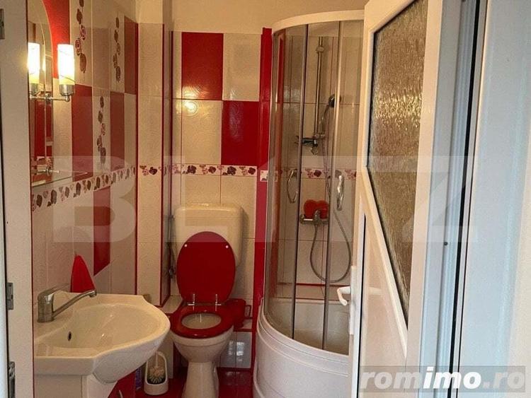 Casă cu 12 camere cu Teren 370 Mp în Central