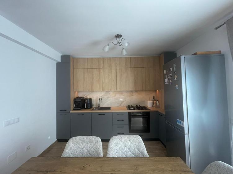 Duplex cu 3 camere cu Canalizare în Florești