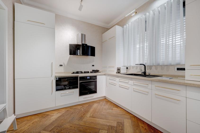 Apartament cu 3 camere decomandat, mobilat în Grozăvești