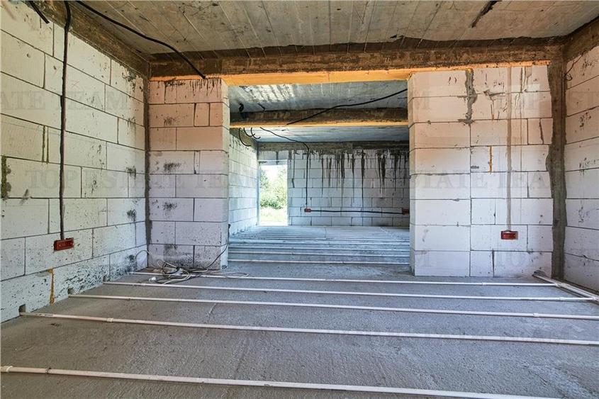 Casă individuală cu 3 camere cu Teren 1056 Mp în Mihail Kogălniceanu