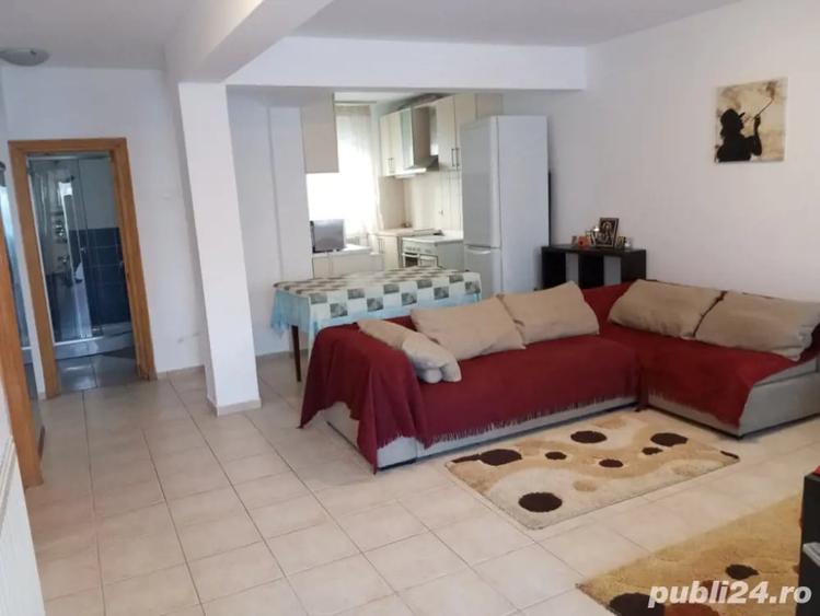 Casă cu 2 camere cu Teren 500 Mp în Cug