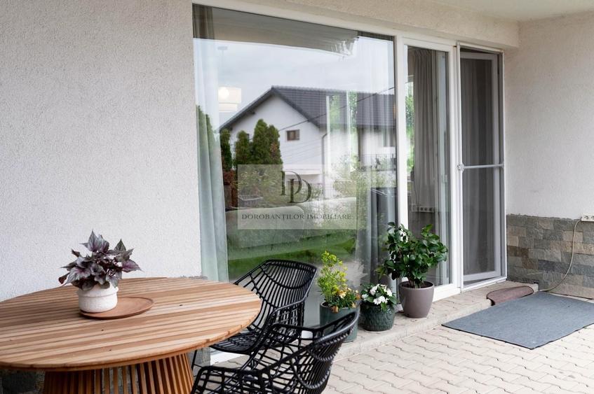 Duplex cu 4 camere cu Canalizare în Dâmbul Rotund