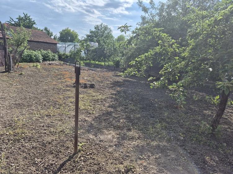 Casă cu 3 camere cu Teren 750 Mp în Central