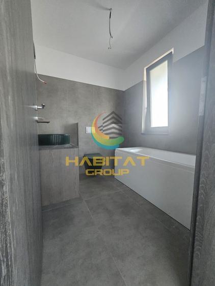 Duplex cu 3 camere cu Canalizare în Central