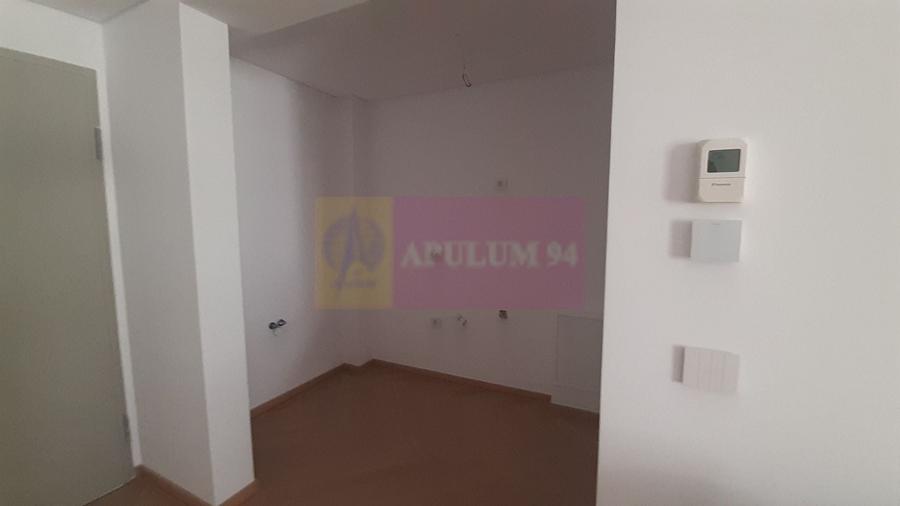 Garsonieră decomandată în Universitate