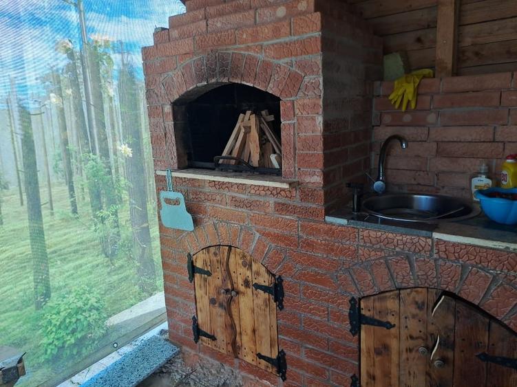 Teren Construcții intravilan de 1600 mp, în Potlogeni-Deal