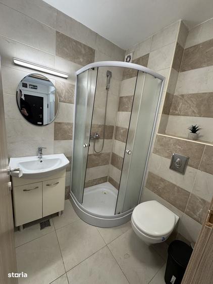 Apartament cu 3 camere semidecomandat în Pipera
