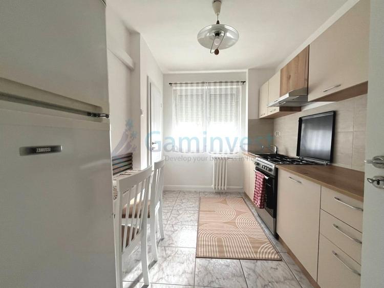 Apartament cu 3 camere decomandat, mobilat în Iosia