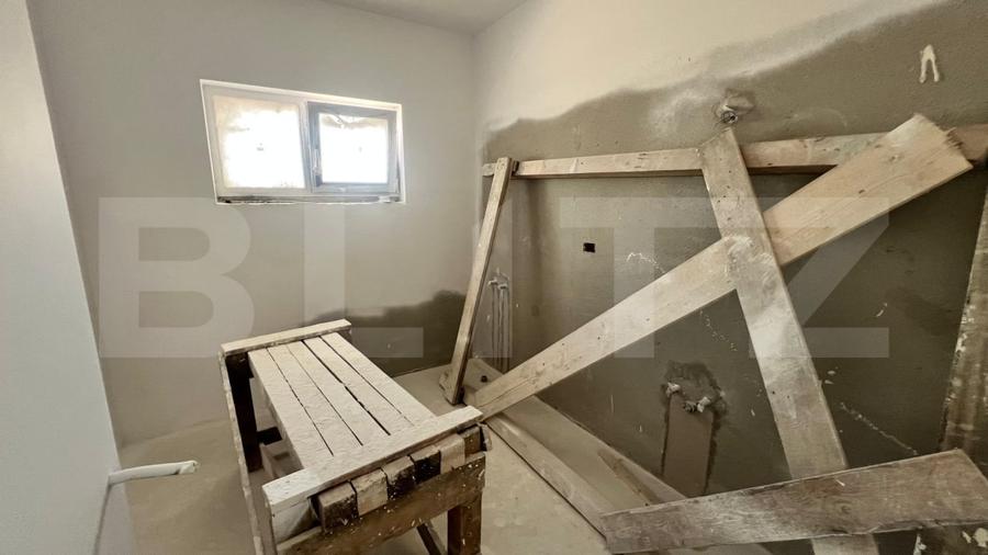 Duplex cu 5 camere cu Canalizare în Malu Mare