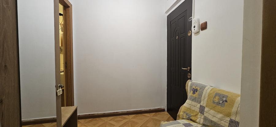 Apartament cu 2 camere semidecomandat în Tomis II