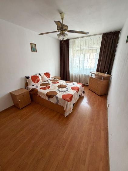 Apartament cu 2 camere decomandat în Ștefan cel Mare