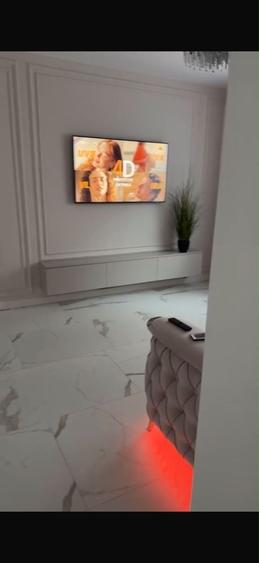 Apartament cu 2 camere nedecomandat în Obor