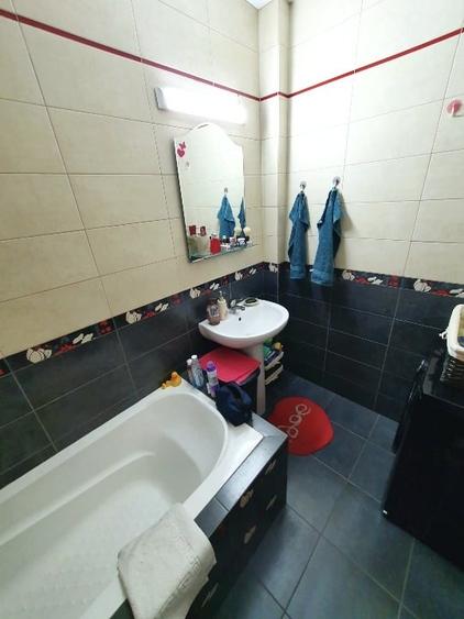 Apartament cu 2 camere semidecomandat, mobilat în Energia