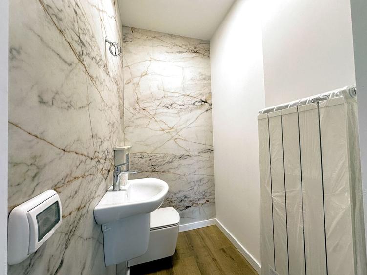 Apartament cu 5 camere decomandat în Floreasca